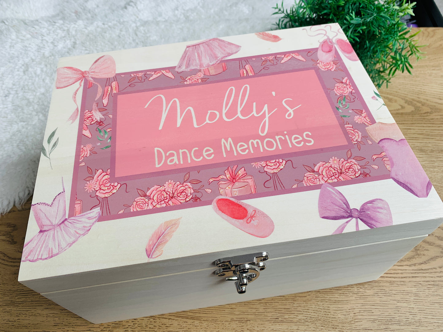 Dancing achievements memory box