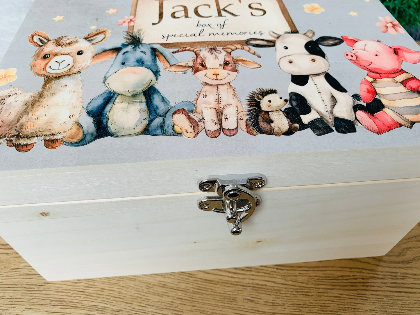 Vintage farm animal keepsake box