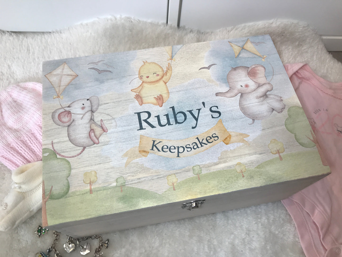 Let's Fly a Kite keepsake box