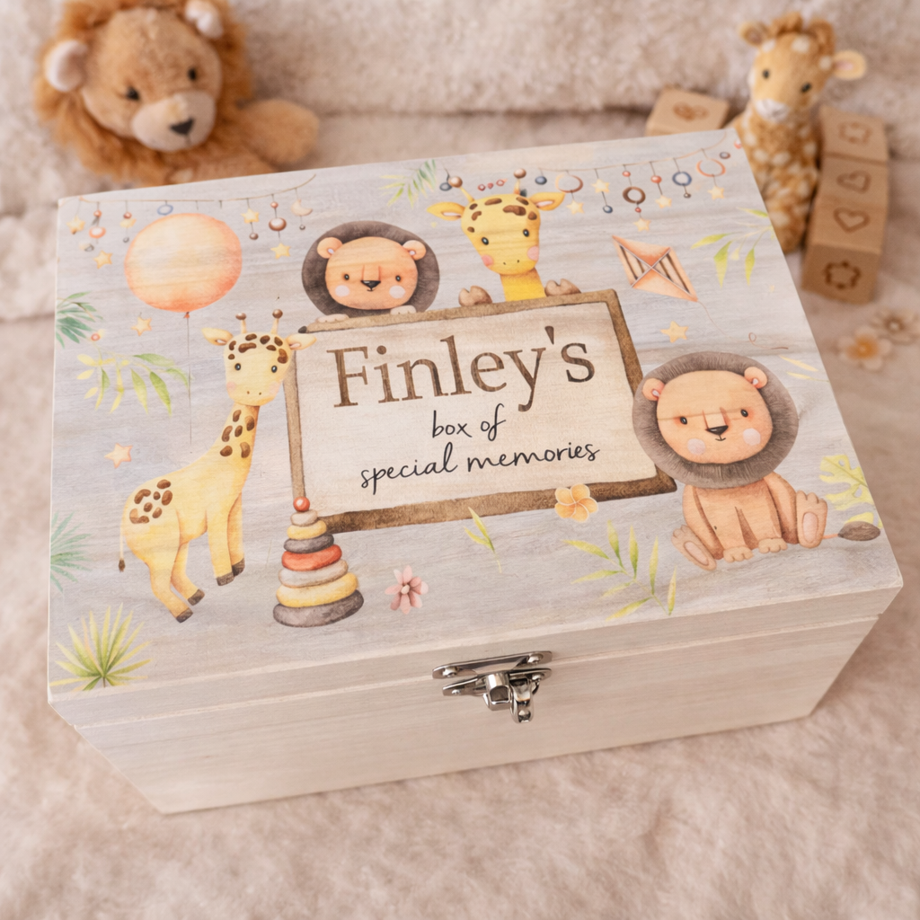 Lion and giraffe keepsake box
