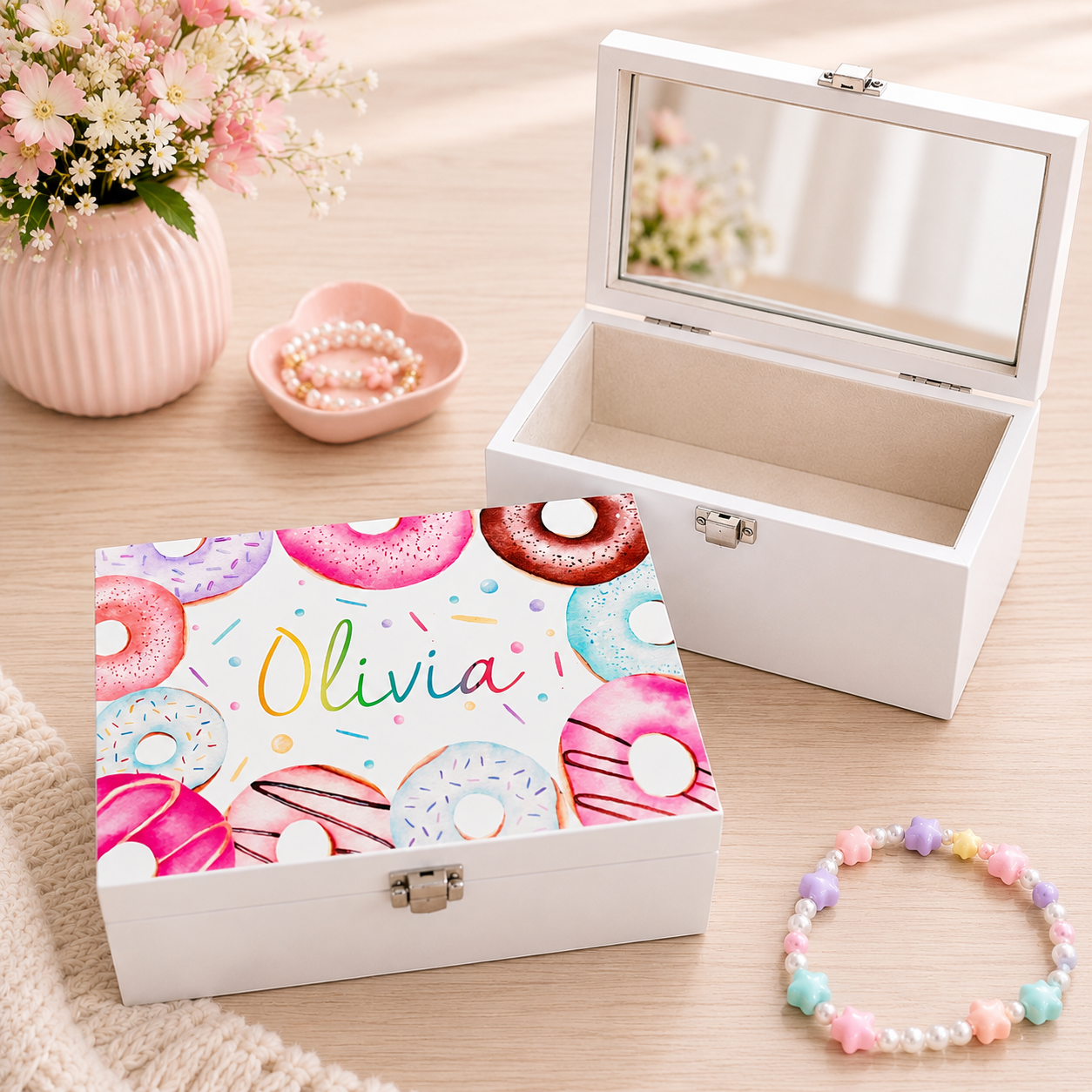 Donut luxury white jewellery box with mirror