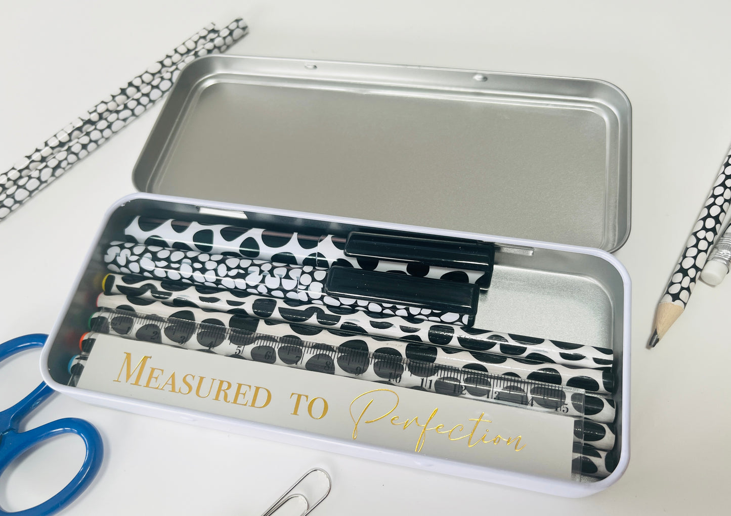 Leopard pencil tin