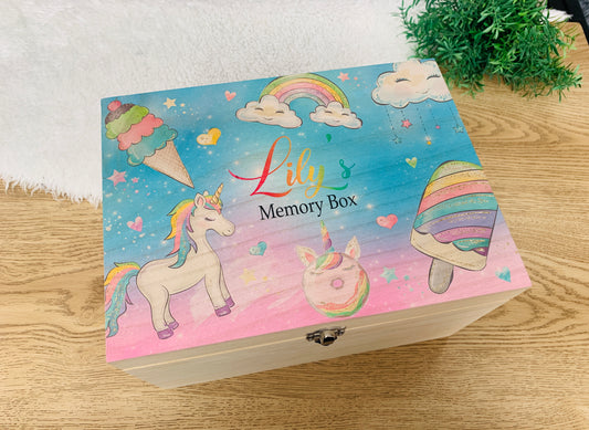 Bright unicorn keepsake box