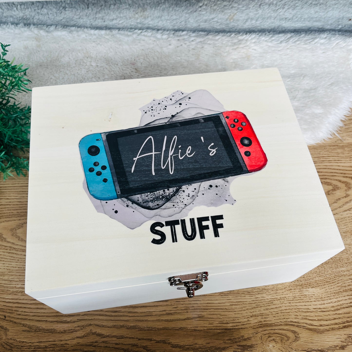 Gaming keepsake box