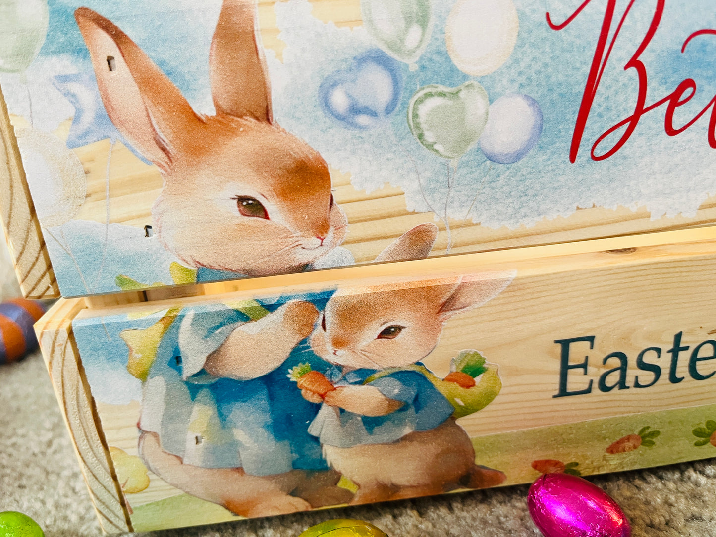 Rabbits family Easter crate