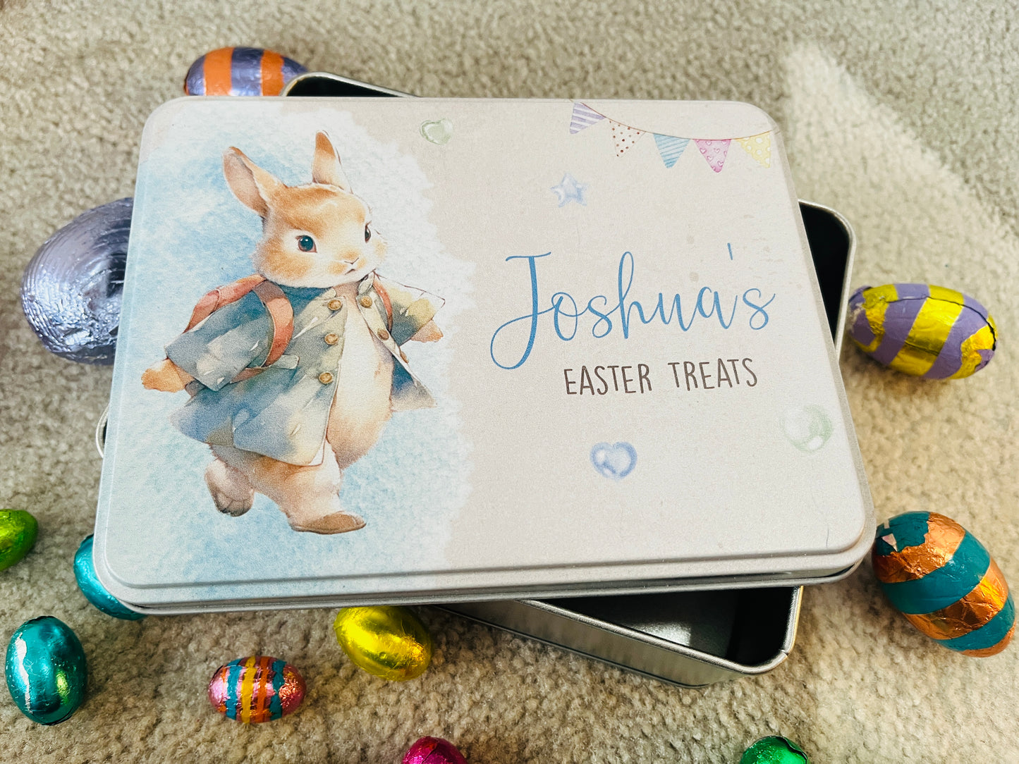 Rabbit Easter treats tin