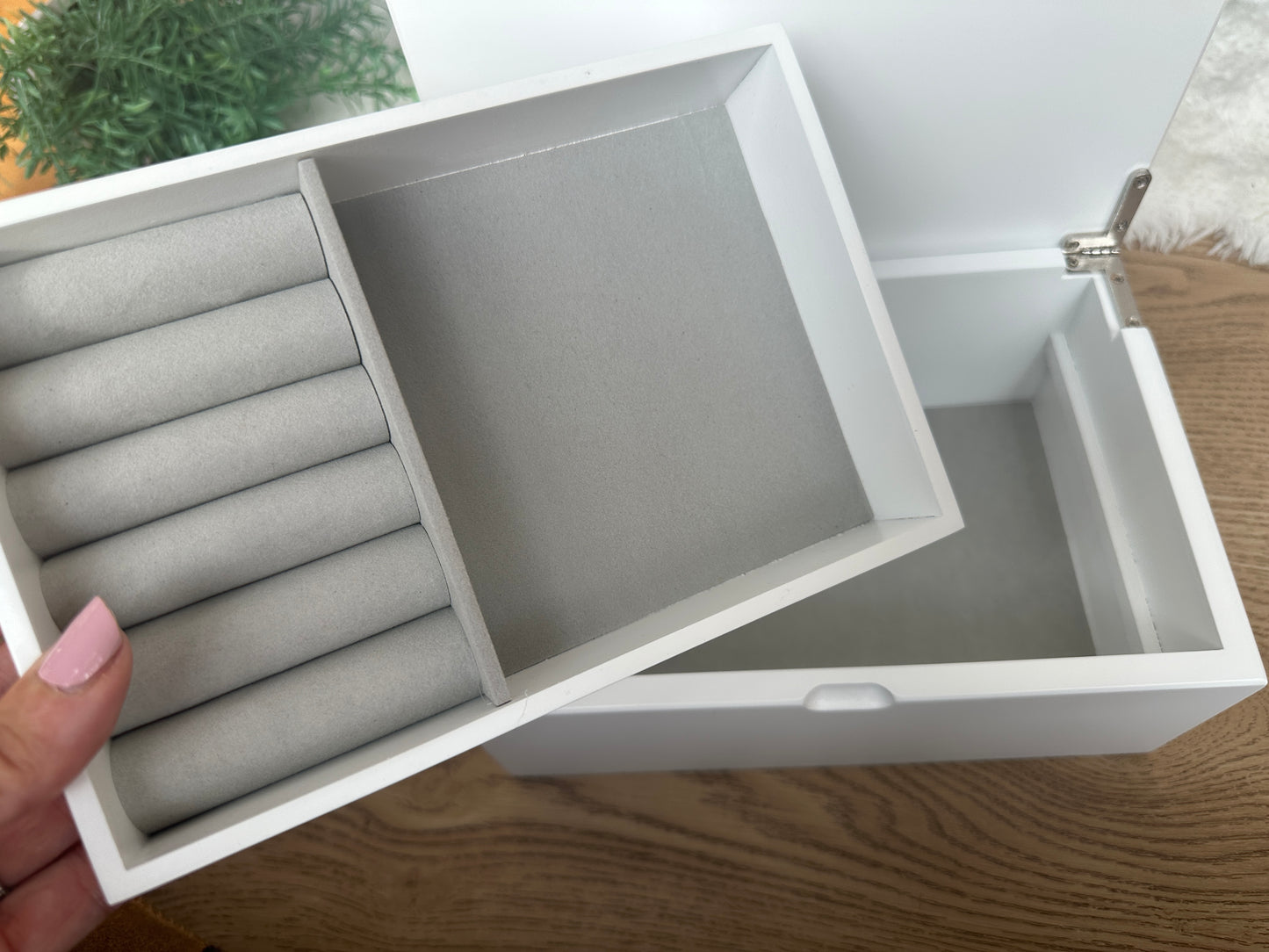 Rainbow luxury white jewellery box with removable compartment