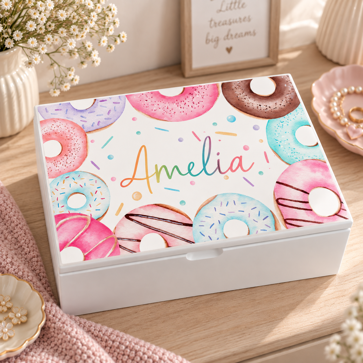 Donut luxury white jewellery box with removable compartment