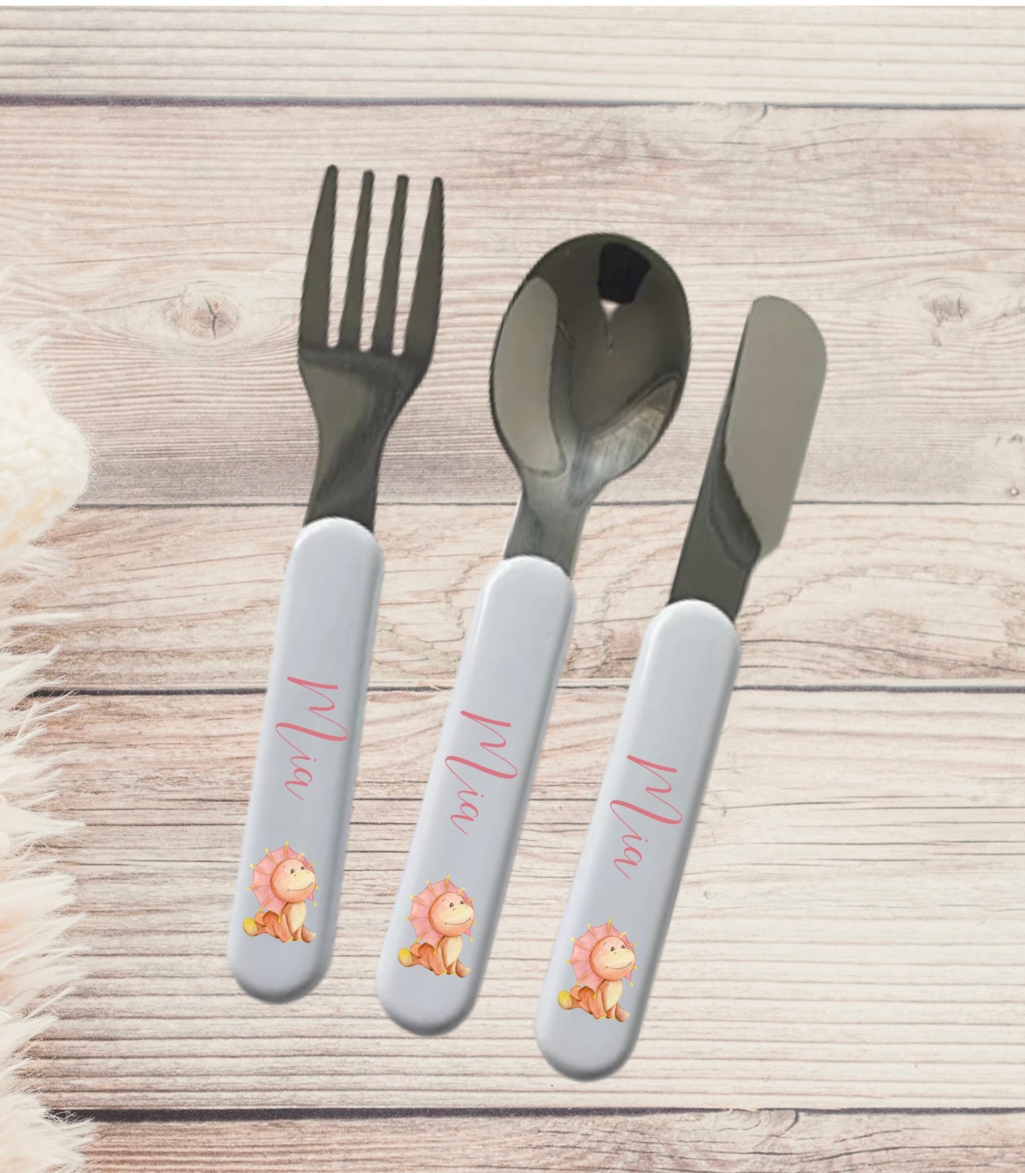 Dinosaur cutlery set