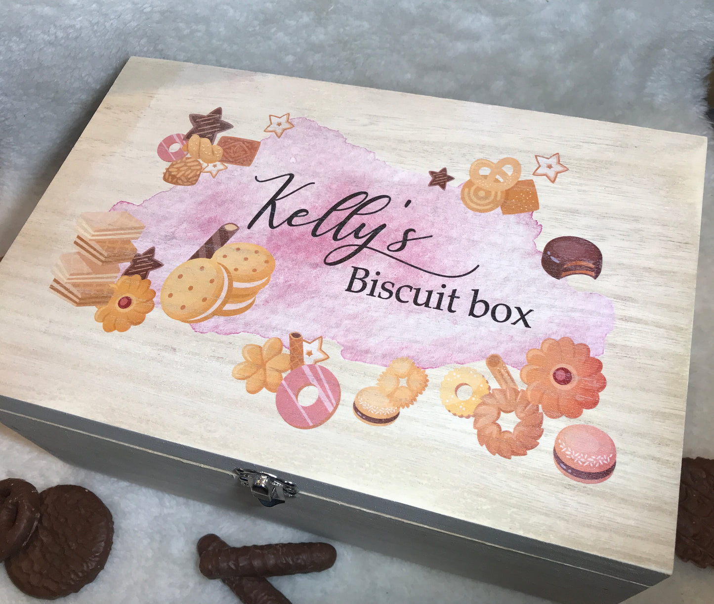 Biscuit box