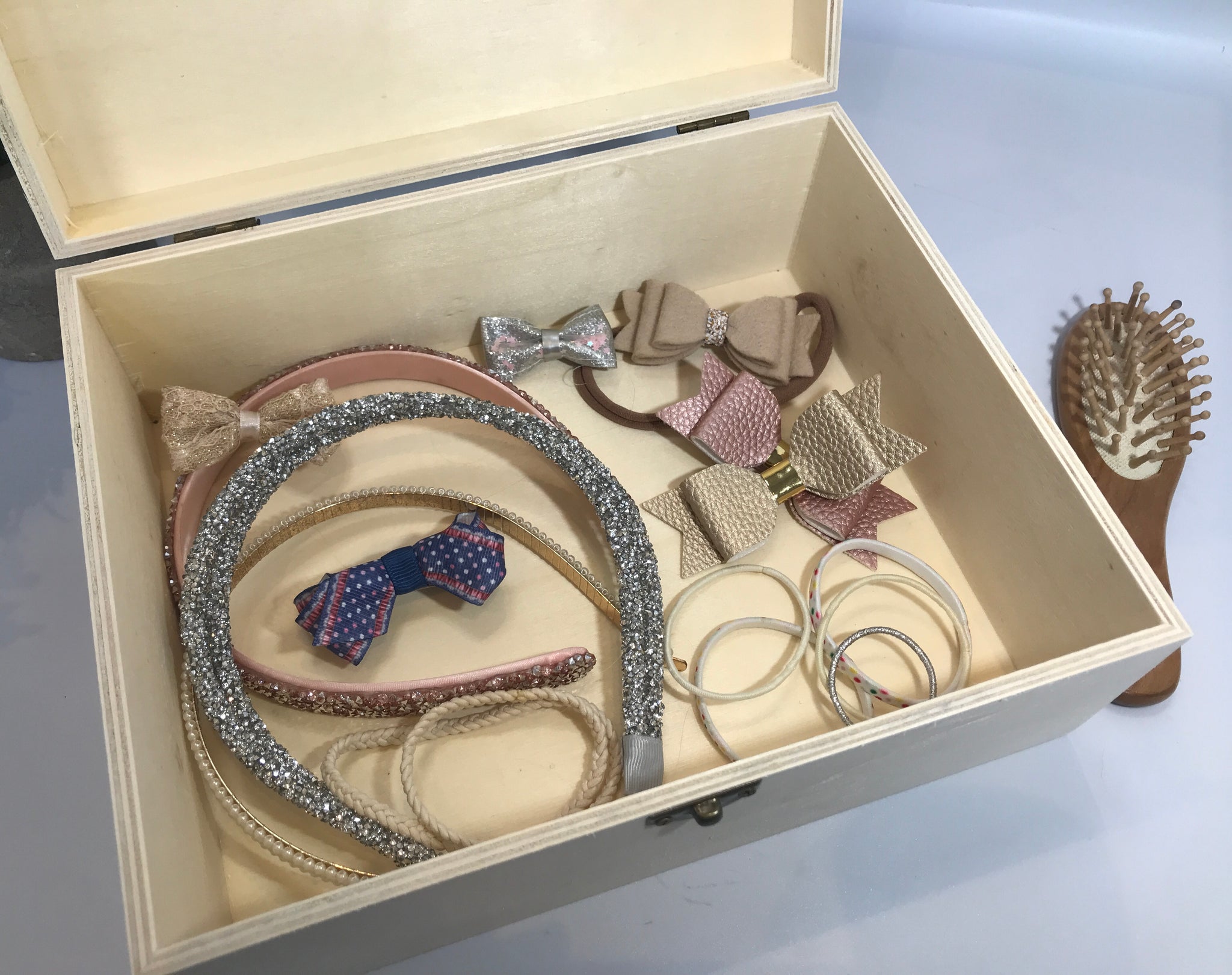 Hair box, hair clip box, bobble box, storage box girls gift teenage gift –  Keepsake Blocks