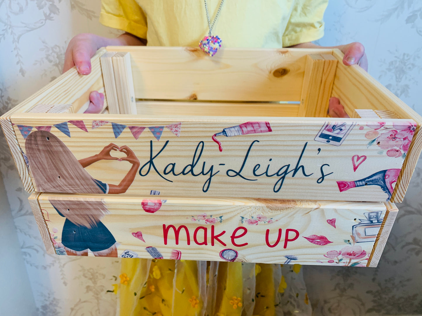 Make up personalised crate