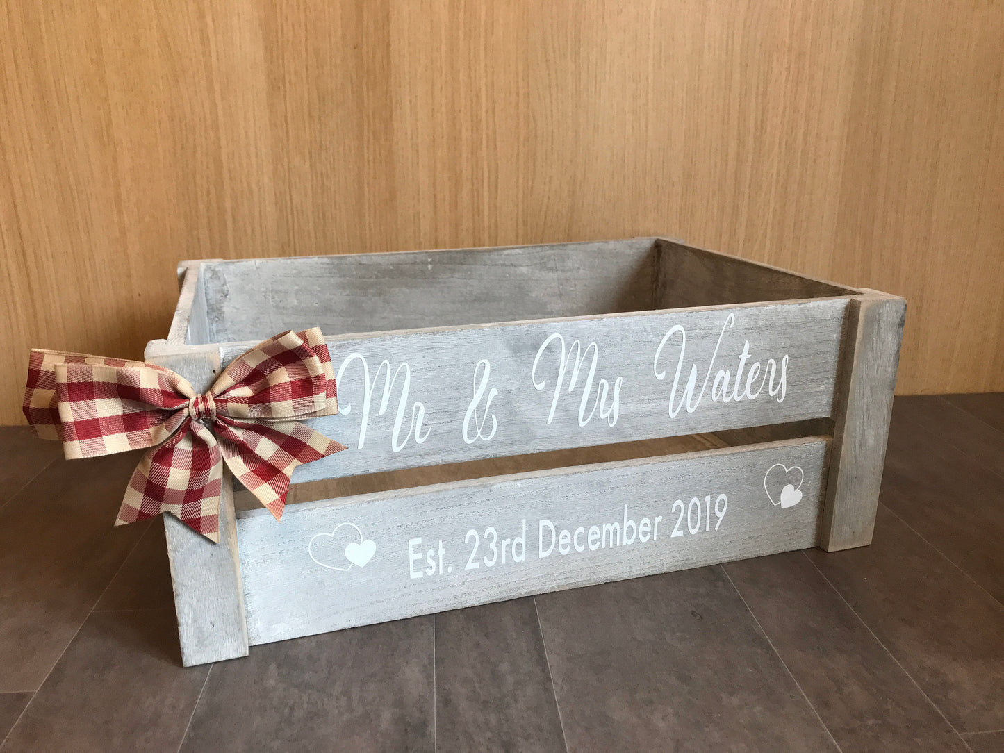 Personalised wooden wedding / Mr and Mrs / Valentines box